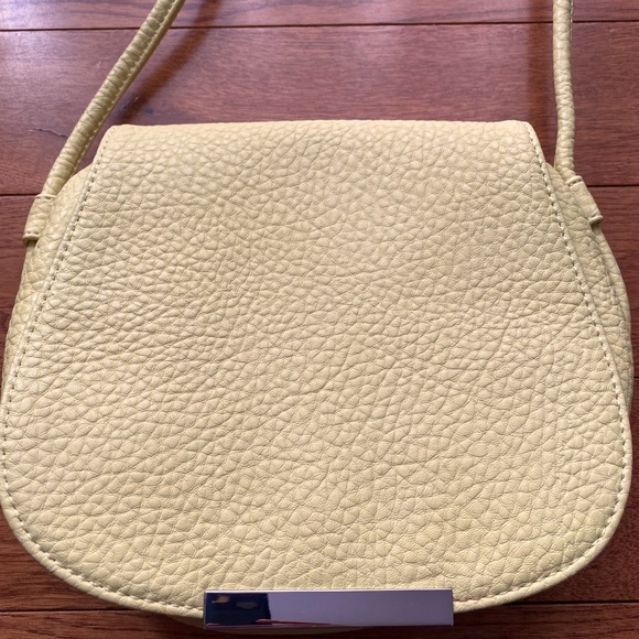 Clark’s Pastel Yellow Purse - Picture 1 of 8
